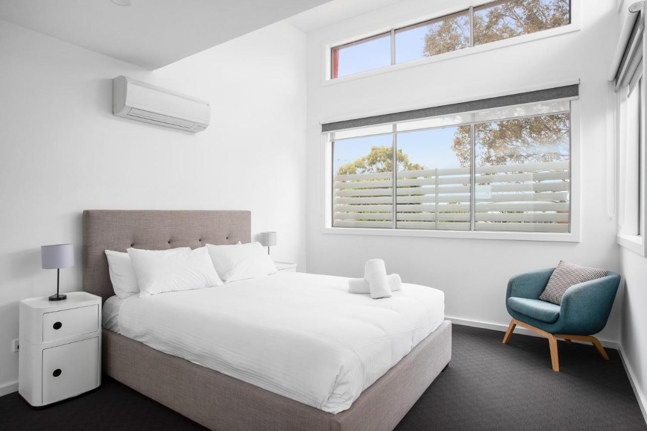 Phillip Island Townhouses คาวเวส ภายนอก รูปภาพ