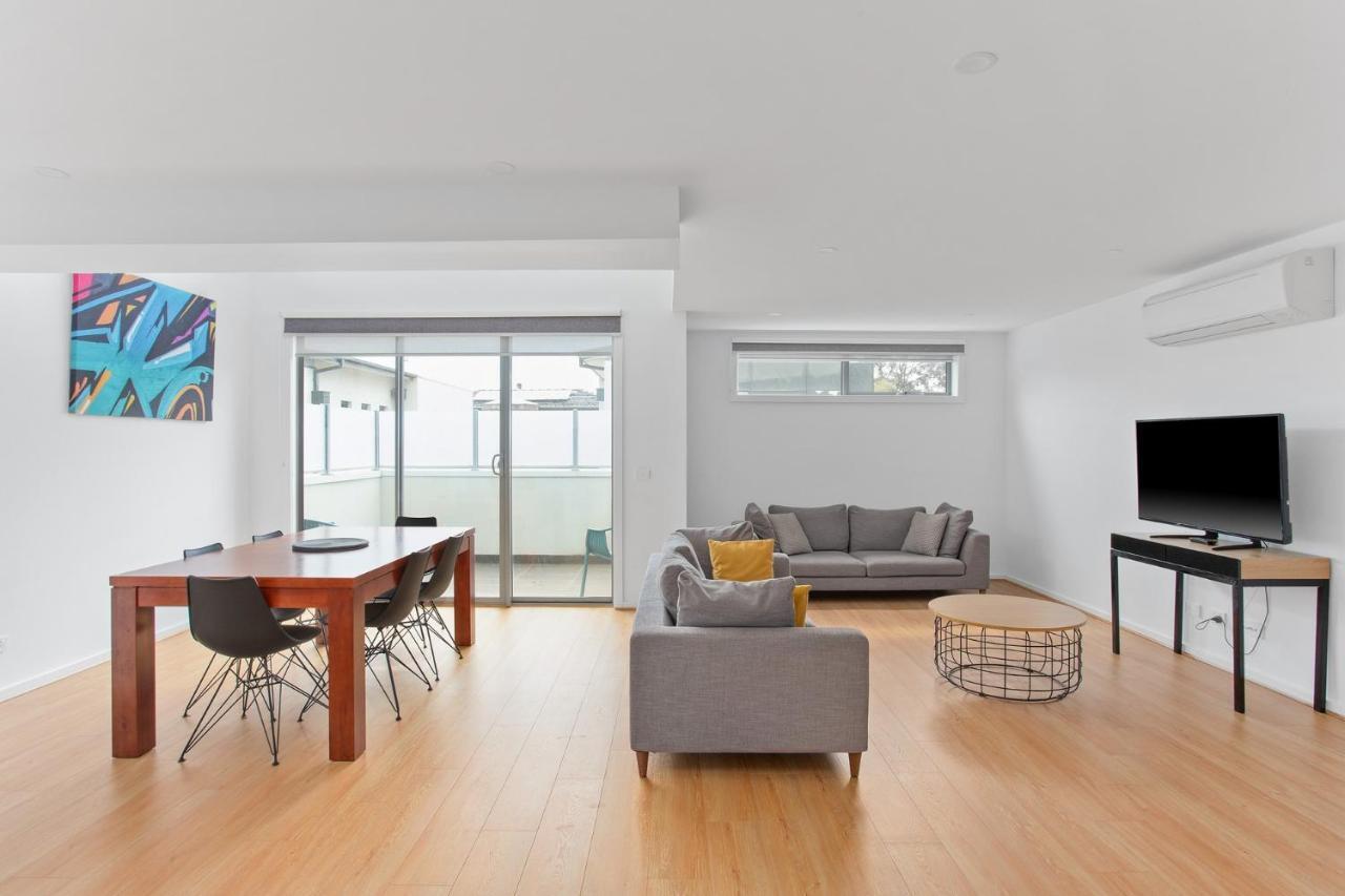Phillip Island Townhouses คาวเวส ภายนอก รูปภาพ